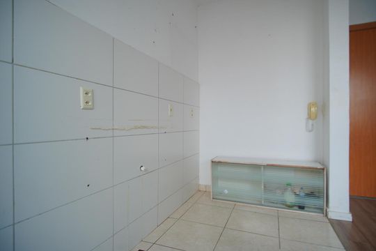 Cozinha de apartamento à venda com 2 quartos, 43m² em Alto Petrópolis, Porto Alegre