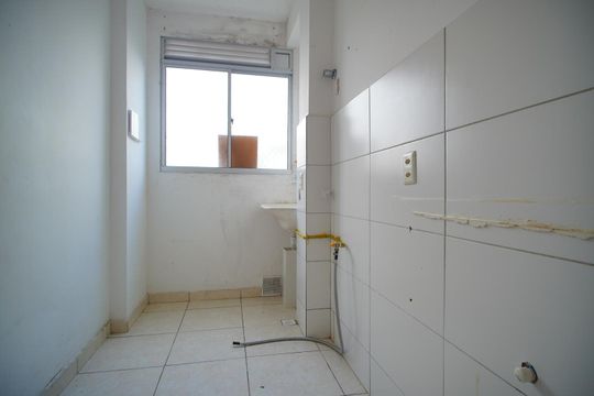 Cozinha de apartamento à venda com 2 quartos, 43m² em Alto Petrópolis, Porto Alegre