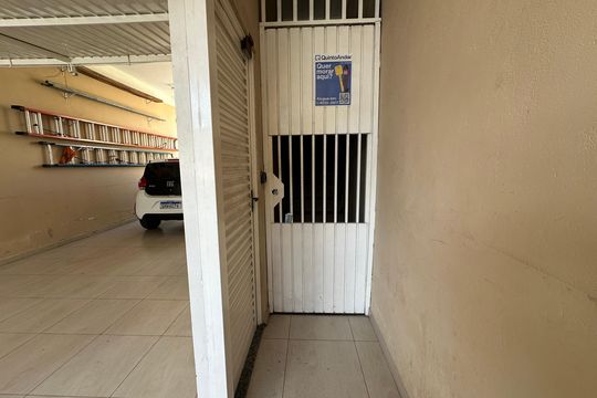 Fachada de kitnet/studio para alugar com 1 quarto, 37m² em Jardim Graziela, Barueri