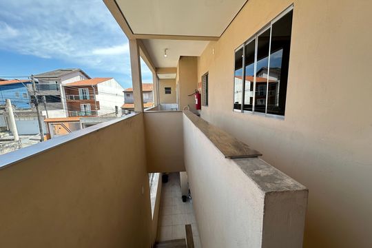 Quintal de kitnet/studio para alugar com 1 quarto, 37m² em Jardim Graziela, Barueri