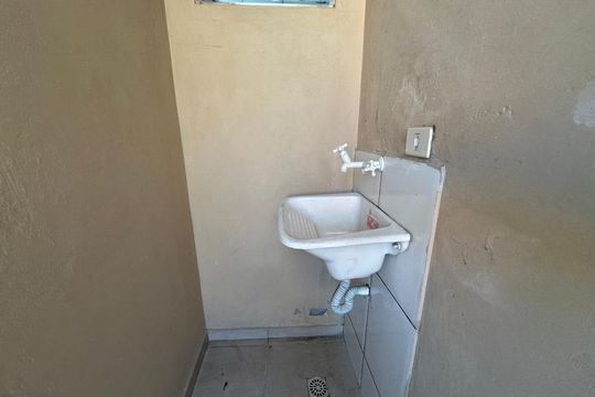 Área de Serviço de kitnet/studio para alugar com 1 quarto, 37m² em Jardim Graziela, Barueri