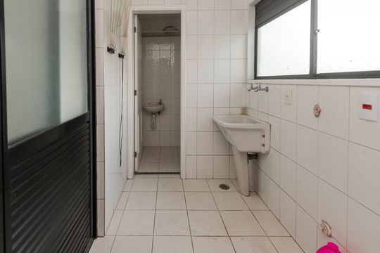 Área de Serviço de apartamento para alugar com 3 quartos, 98m² em Chácara Santo Antônio (zona Sul), São Paulo
