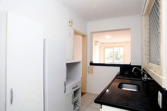 Cozinha + Área de Serviço de apartamento à venda com 1 quarto, 45m² em Centro Histórico, Porto Alegre