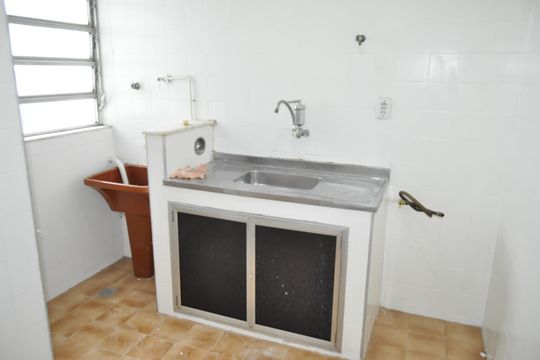Apartamento à venda com 2 quartos, 48m² em Inhaúma, Rio de Janeiro