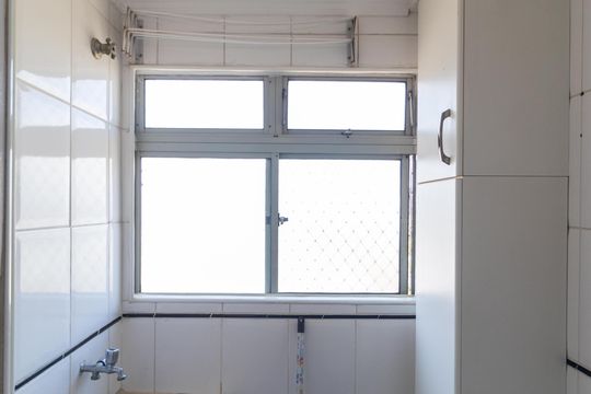 Área de Serviço de apartamento para alugar com 2 quartos, 50m² em Jardim Cura D’ars, Campinas