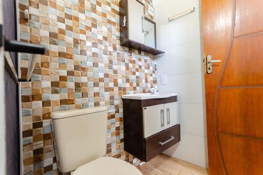 Banheiro de casa para alugar com 1 quarto, 50m² em Jardim Cidade Pirituba, São Paulo