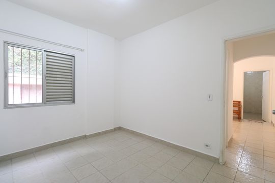 Quarto de apartamento para alugar com 1 quarto, 50m² em Vila Ipojuca, São Paulo