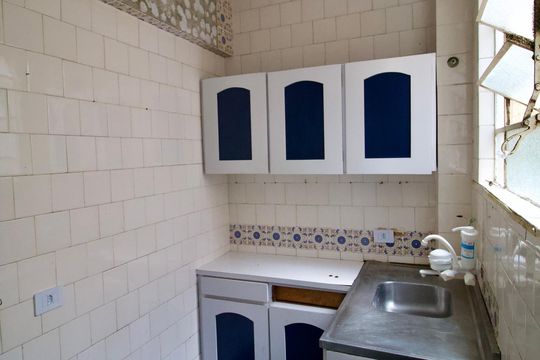 Cozinha de apartamento para alugar com 2 quartos, 72m² em Centro, Curitiba