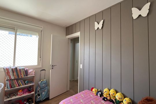 Quarto de apartamento à venda com 2 quartos, 83m² em Taquaral, Campinas