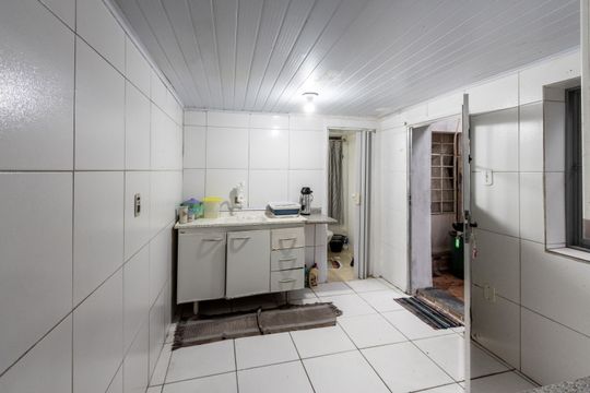 Cozinha  2 de casa à venda com 3 quartos, 165m² em Vila Romana, São Paulo
