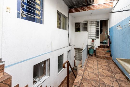Área Externa de casa à venda com 3 quartos, 165m² em Vila Romana, São Paulo