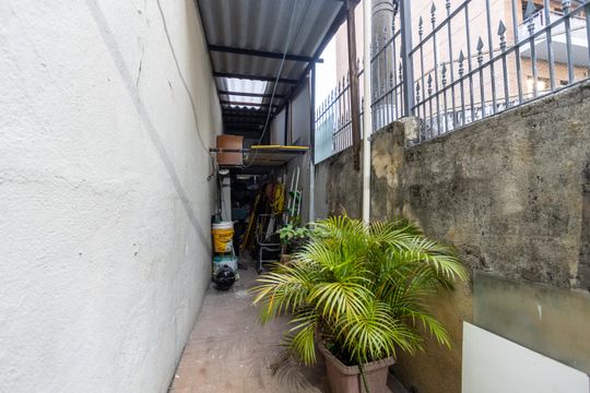Oficina de casa à venda com 3 quartos, 165m² em Vila Romana, São Paulo