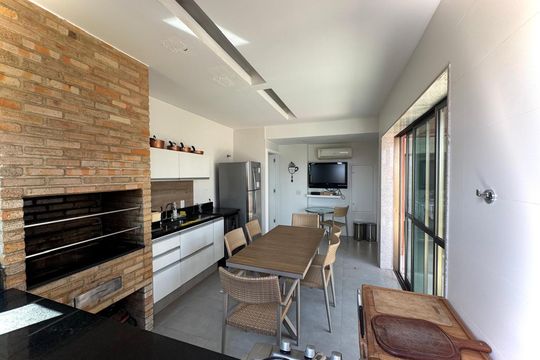 Cozinha de apartamento à venda com 5 quartos, 600m² em Barra da Tijuca, Rio de Janeiro
