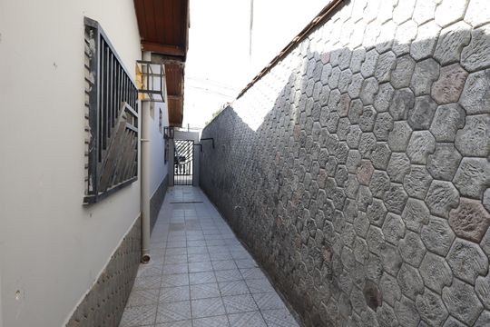 Quintal de casa à venda com 3 quartos, 175m² em Jardim Taboao, São Paulo
