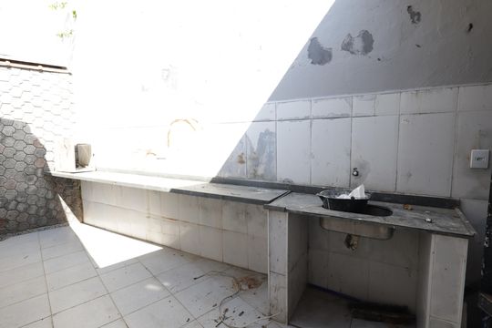 Quintal de casa à venda com 3 quartos, 175m² em Jardim Taboao, São Paulo