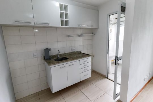 Cozinha - Armários de apartamento para alugar com 2 quartos, 50m² em Vila Andrade, São Paulo