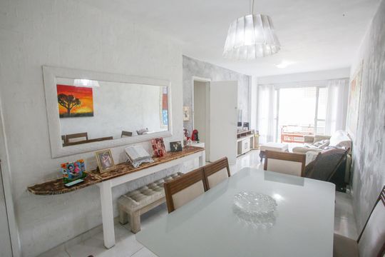 Sala de apartamento para alugar com 3 quartos, 99m² em Taquara, Rio de Janeiro