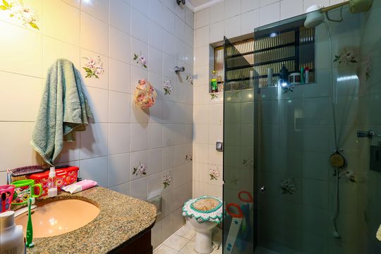 Casa à venda com 4 quartos, 600m² em Jardim Taboão, São Paulo