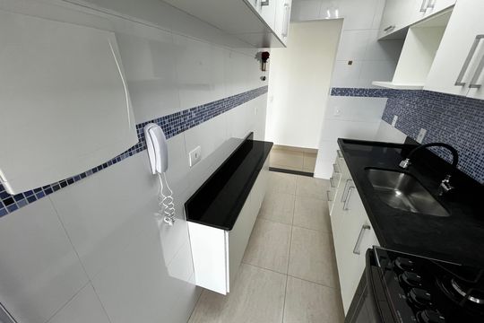 Cozinha de apartamento para alugar com 3 quartos, 66m² em Vila Santa Maria, São Paulo
