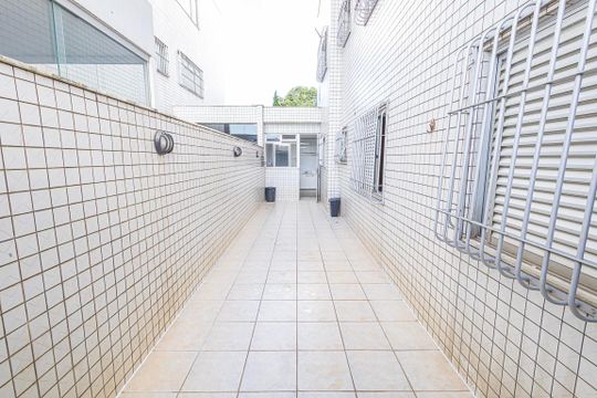 Área privativa de apartamento para alugar com 4 quartos, 225m² em Santa Rosa, Belo Horizonte