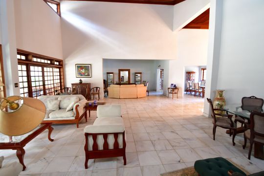 Casa de Condomínio à venda com 4 quartos, 850m² em Sítios de Recreio Gramado, Campinas