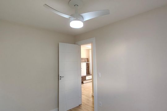 Quarto 1 de apartamento à venda com 2 quartos, 45m² em Jardim Iris, São Paulo