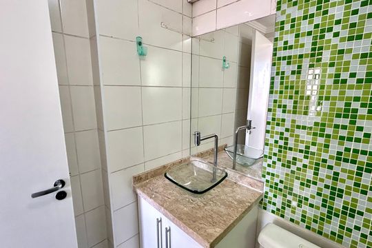 Banheiro da Suíte de apartamento para alugar com 3 quartos, 65m² em Ponte Grande, Guarulhos