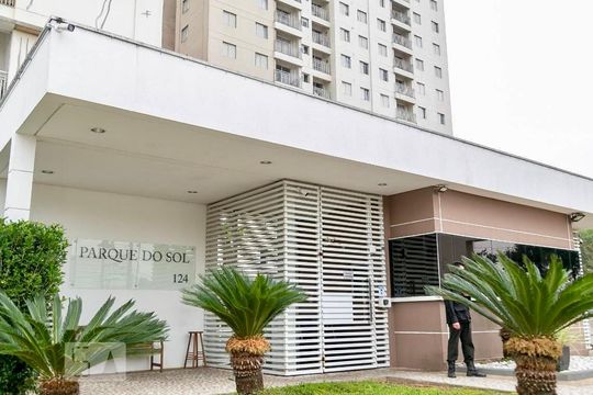 Fachada do prédio de apartamento para alugar com 3 quartos, 65m² em Ponte Grande, Guarulhos