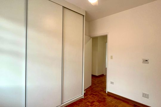 Quarto 3 de casa para alugar com 3 quartos, 120m² em Jardim Paulistano, São Paulo
