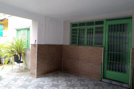Quintal de casa à venda com 5 quartos, 172m² em Conceição, Osasco