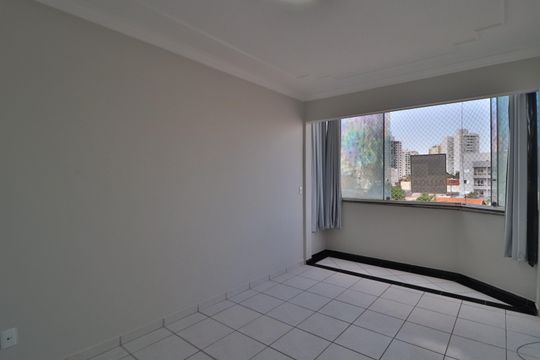 Apartamento para alugar com 2 quartos, 75m² em Santa Mônica, Uberlândia
