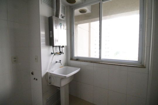 Área de Serviço de apartamento para alugar com 4 quartos, 143m² em Jacarepaguá, Rio de Janeiro