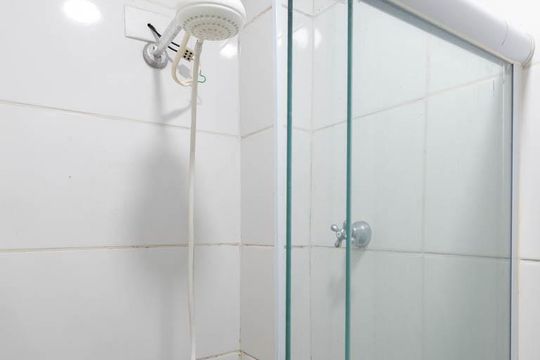 Banheiro Social de kitnet/studio à venda com 1 quarto, 35m² em República, São Paulo