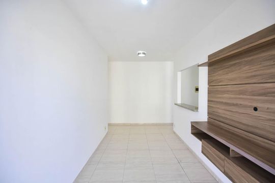 Sala de apartamento à venda com 2 quartos, 52m² em Fazenda Morumbi, São Paulo
