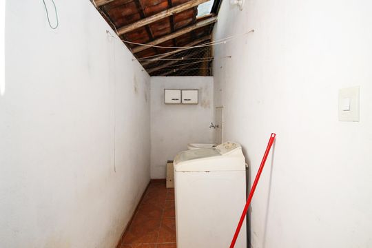 Lavanderia de casa para alugar com 1 quarto, 43m² em Jardim do Engenho, Cotia