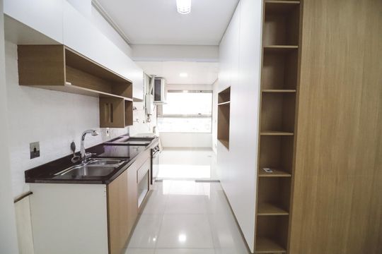 Cozinha de apartamento para alugar com 2 quartos, 70m² em Carandiru, São Paulo