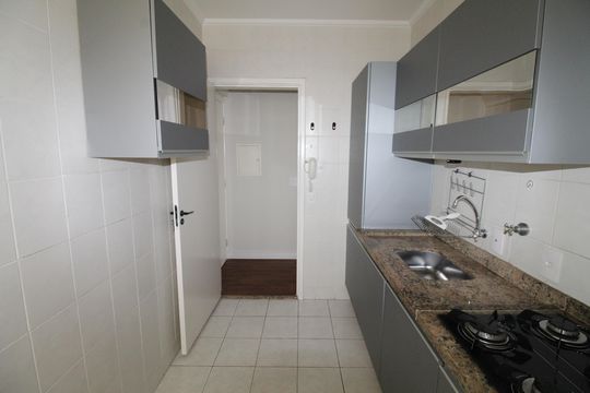 Cozinha de apartamento para alugar com 3 quartos, 63m² em Jardim América, São José dos Campos