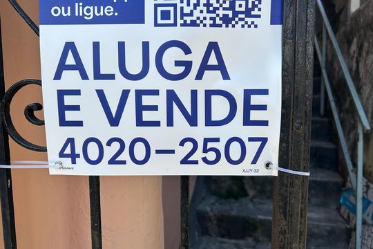 Placa de casa à venda com 1 quarto, 107m² em Pilares, Rio de Janeiro