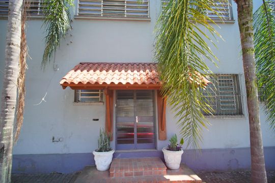 Entrada de apartamento à venda com 2 quartos, 100m² em Rio Branco, Novo Hamburgo