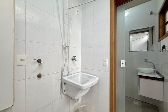Área de Serviço de casa de condomínio para alugar com 2 quartos, 100m² em Campo Belo, São Paulo