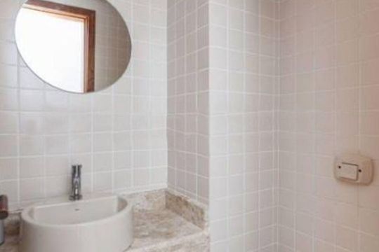 Banheiro de apartamento à venda com 4 quartos, 165m² em Auxiliadora, Porto Alegre
