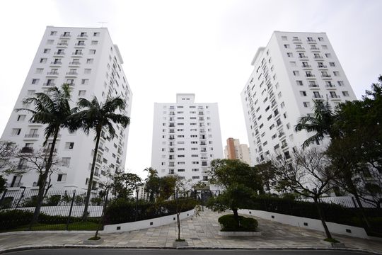 Fachada de apartamento para alugar com 3 quartos, 100m² em Vila Mariana, São Paulo