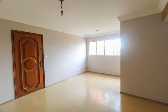 Sala de apartamento à venda com 3 quartos, 80m² em Sítio Pinheirinho, São Paulo