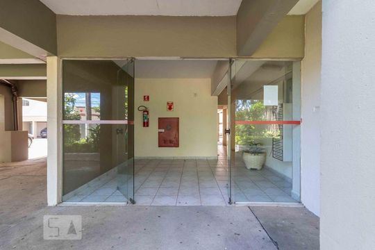 Hall social de apartamento à venda com 3 quartos, 80m² em Sítio Pinheirinho, São Paulo