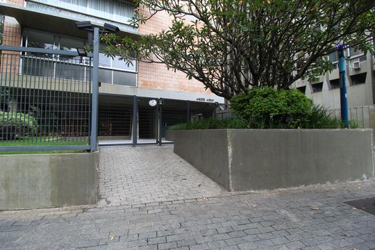 Fachada e Portaria de apartamento para alugar com 3 quartos, 190m² em Jardim Paulista, São Paulo