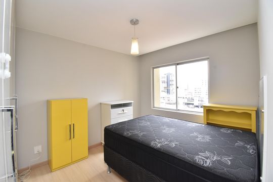 Suíte de apartamento para alugar com 1 quarto, 35m² em Batel, Curitiba