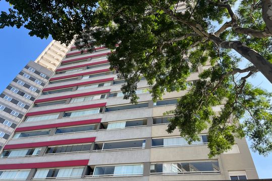 Fachada do Prédio de kitnet/studio para alugar com 1 quarto, 47m² em Parque Industrial Tomas Edson, São Paulo