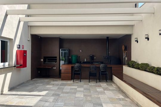 Área comum - Churrasqueira de kitnet/studio para alugar com 1 quarto, 47m² em Parque Industrial Tomas Edson, São Paulo