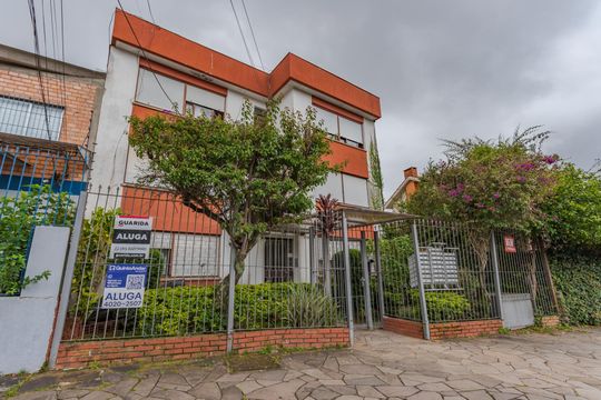 Fachada de kitnet/studio para alugar com 1 quarto, 36m² em Chácara das Pedras, Porto Alegre