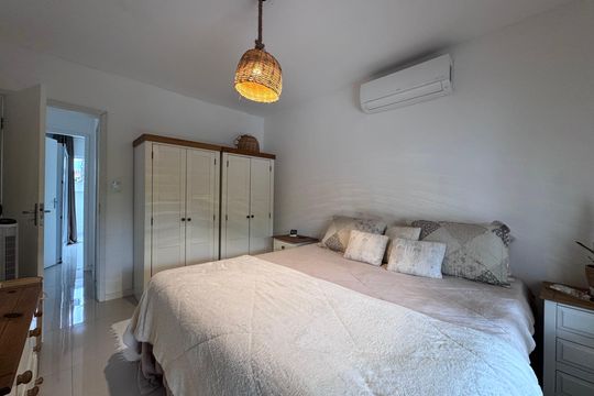 Quarto 1 de casa de condomínio à venda com 2 quartos, 60m² em Vargem Pequena, Rio de Janeiro
